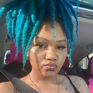 Meet your Posher, Summer